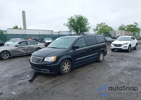 2012 Chrysler Town & Country Touring z USA, uszkodzony, nr VIN 2C4RC1BG2CR326214